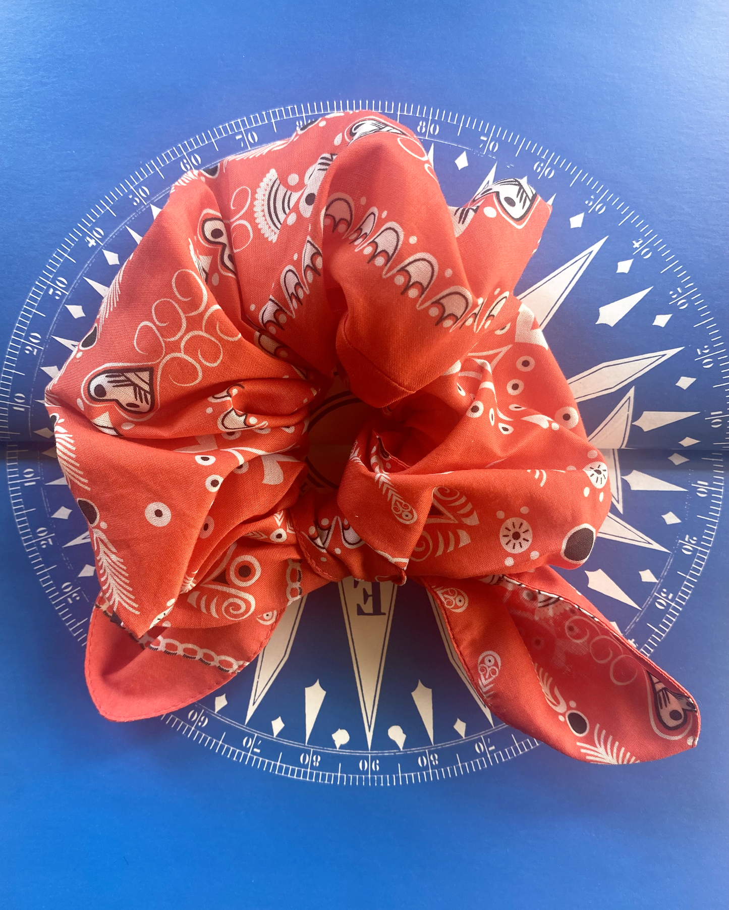 Chouchou bandana breton rouge coquelicot