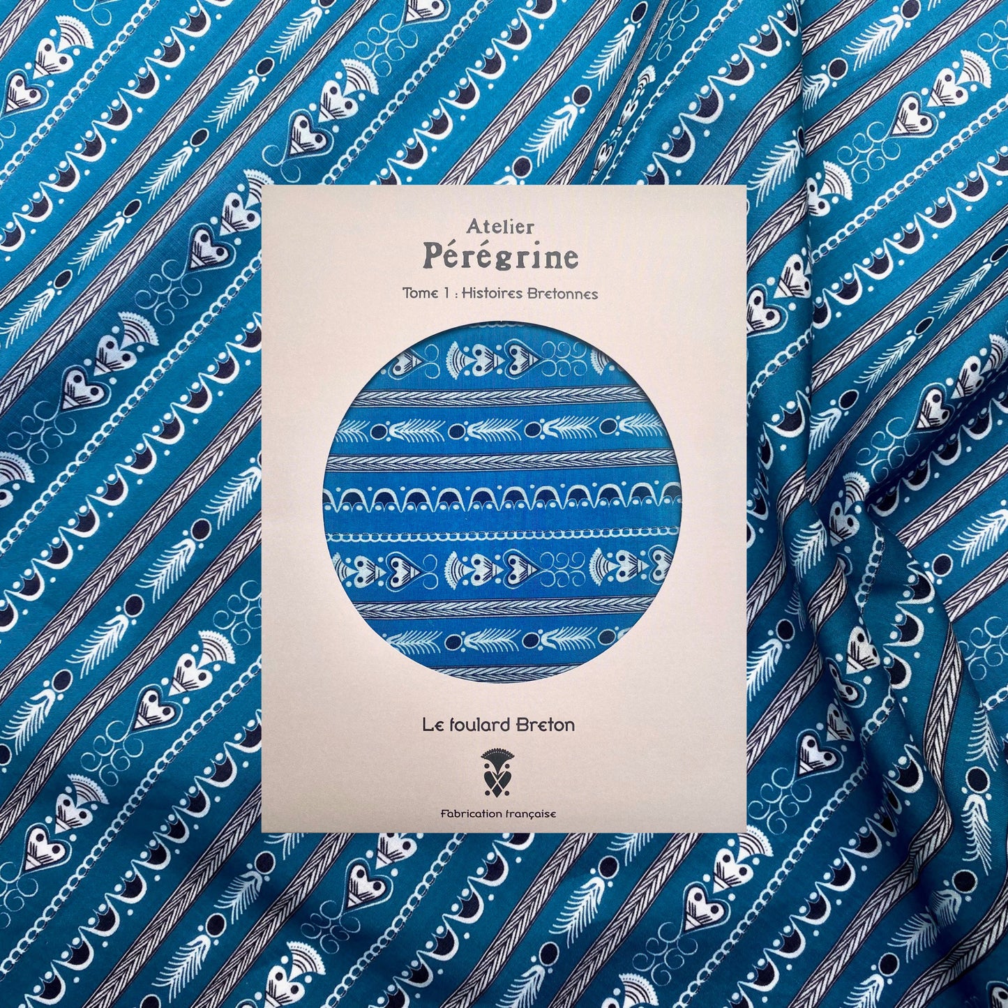 FOULARD BRETON BRODERIES LIGNES DENIM