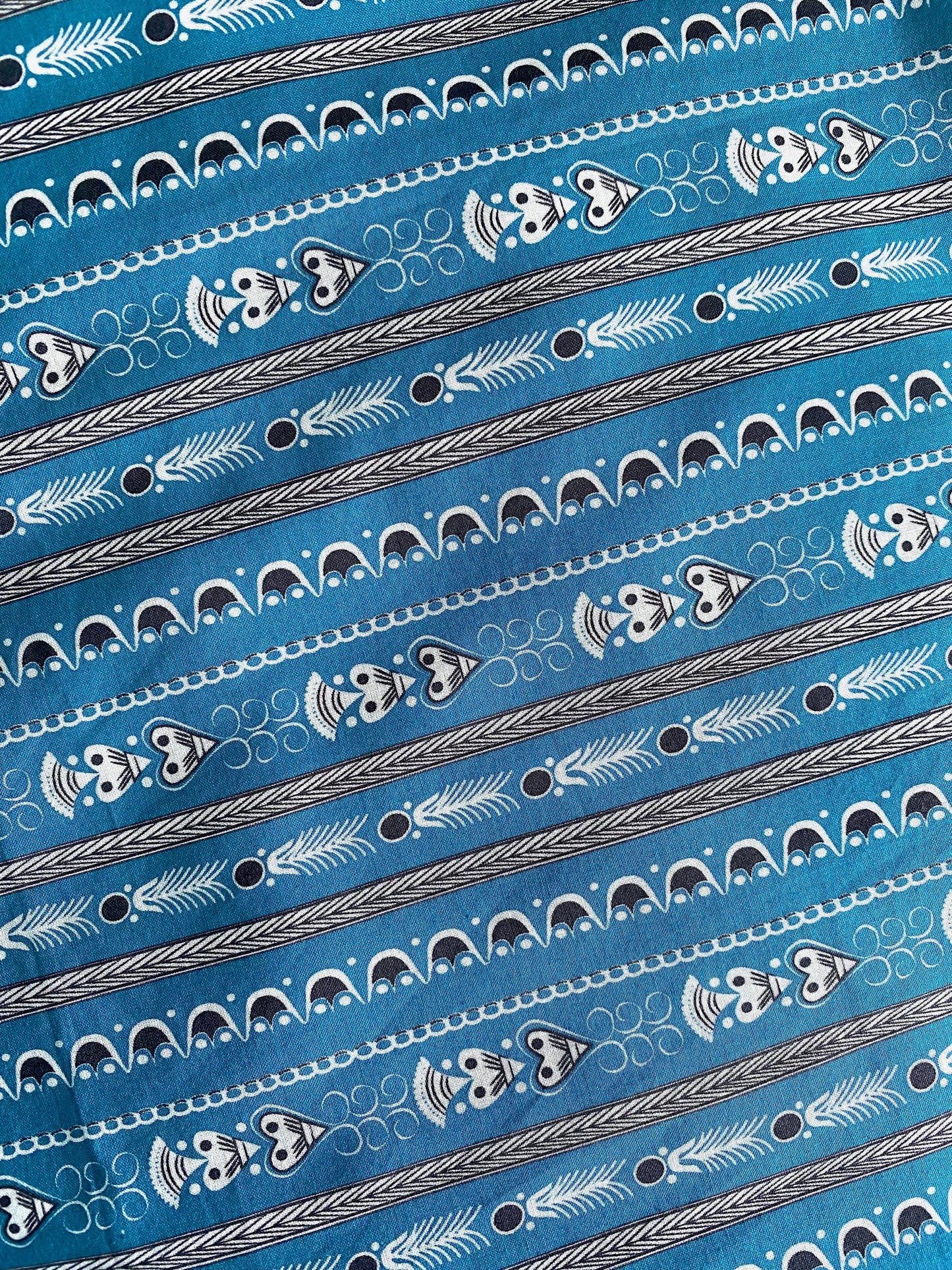 FOULARD BRETON BRODERIES LIGNES DENIM