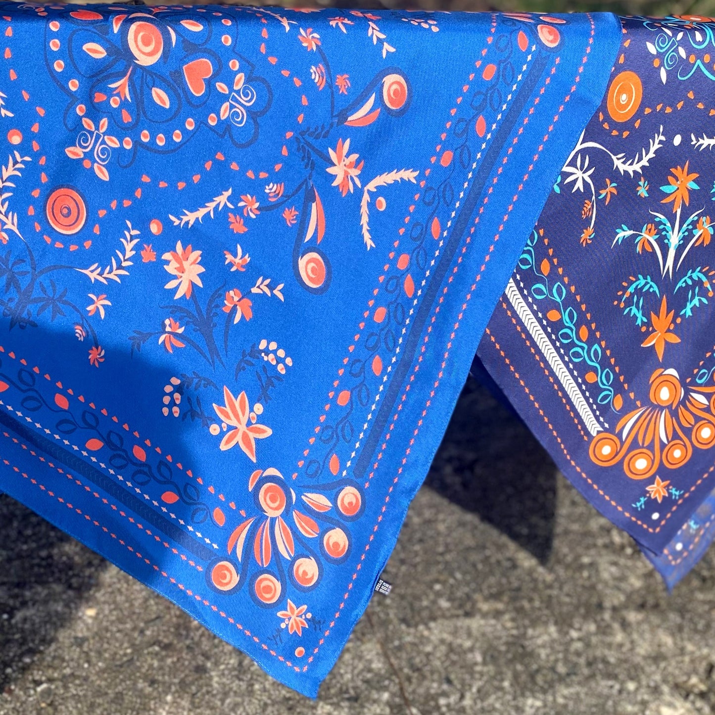 BLEUNIENN COBALT en twill de soie 1ère édition