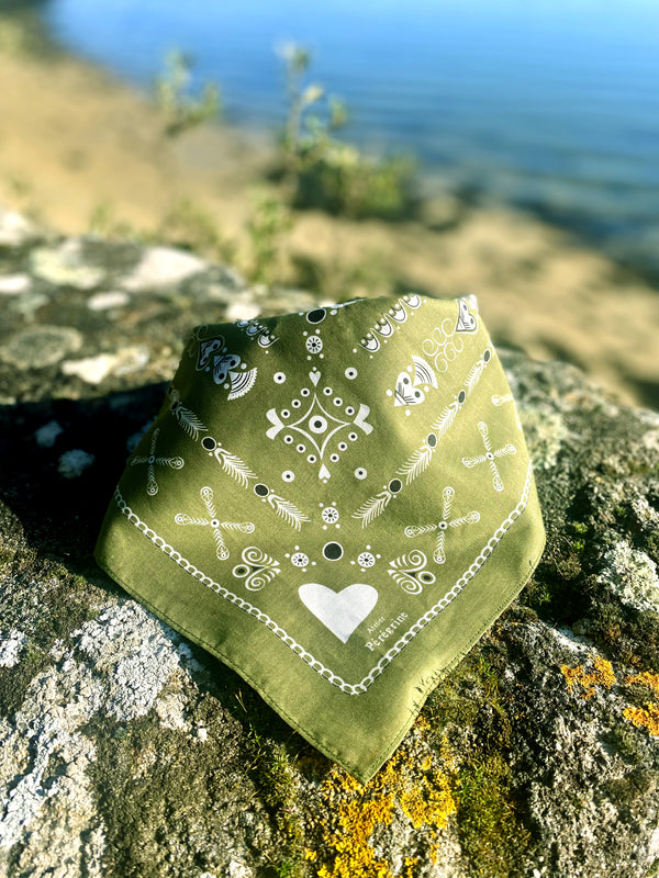 BANDANA BRETON KAKI EN COTON BIO - MOTIF BRODERIES BRETONNES (MOUSSE)