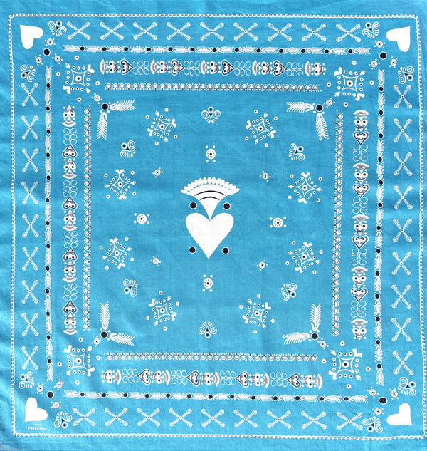 BANDANA BRETON BLEU CLAIR EN COTON BIO - MOTIF BRODERIES BRETONNE (AZUR)