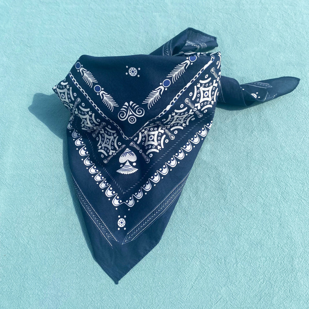 BANDANA BRETON BLEU ENCRE EN COTON BIO - MOTIF BRODERIE BRETONNE