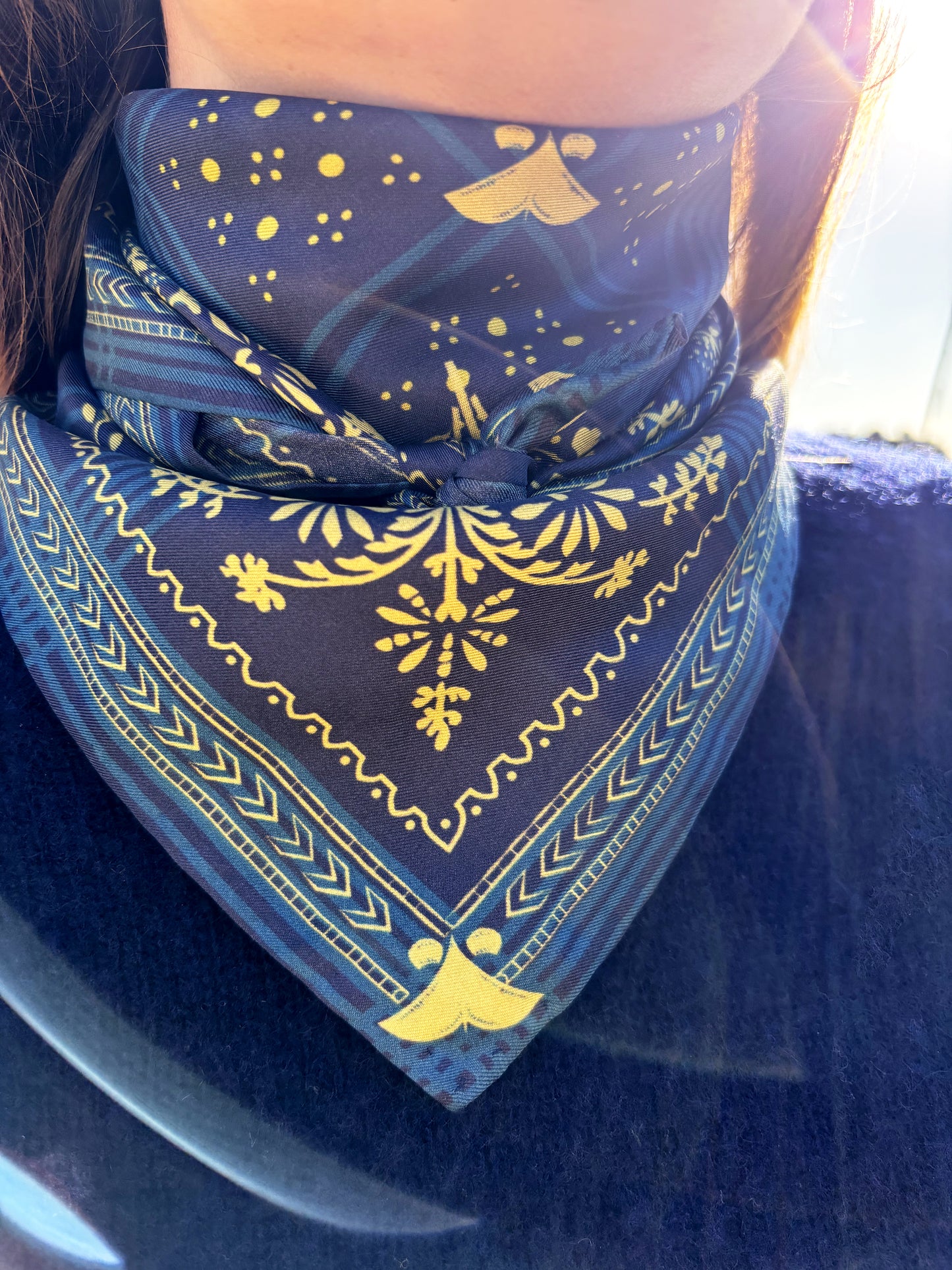 FOULARD JACONAS TWILL DE SOIE 2ème édition 10 exemplaires disponibles le 5 décembre.