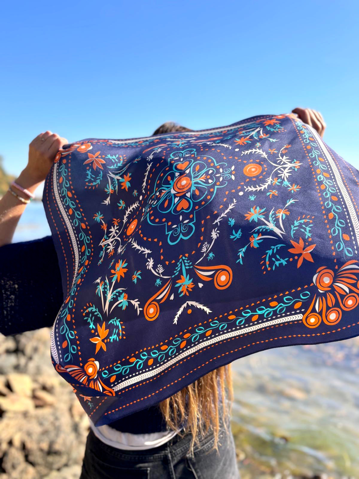 BLEUNIENN ENCRE en twill de soie 1ère édition